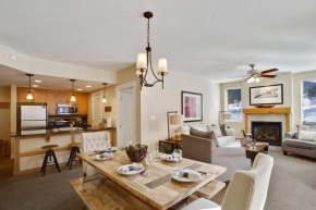 Ski In Out Luxury Condo 4474 I Huge Hot Tub I Great Views I Best Price I FREE Adventures Daily